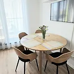 דירה In Quiet Location Near The Center