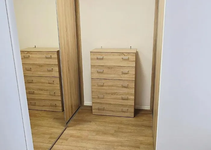 In Quiet Location Near The Center 아파트 브라티슬라바